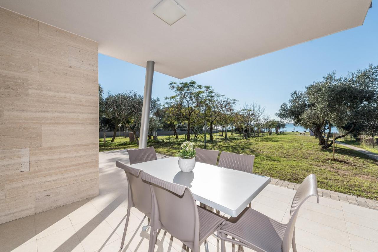 Villa Amfora - First Row By The Sea 比比涅 外观 照片
